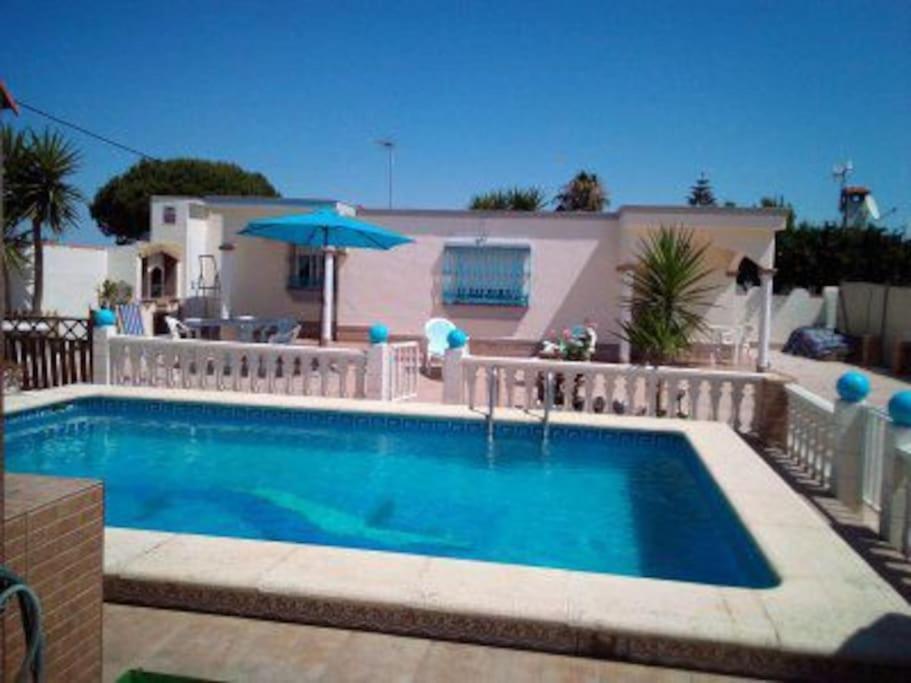 El Verano Azul Casa Con Piscina Chiclana de la Frontera Exterior foto
